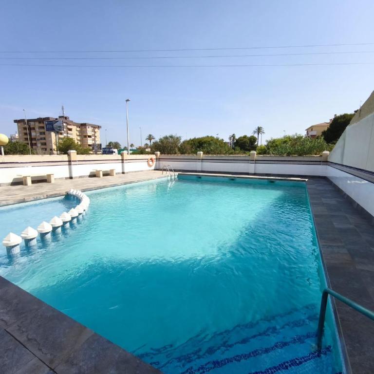 Sunflower Apartment - Two-Bedroom House - 5