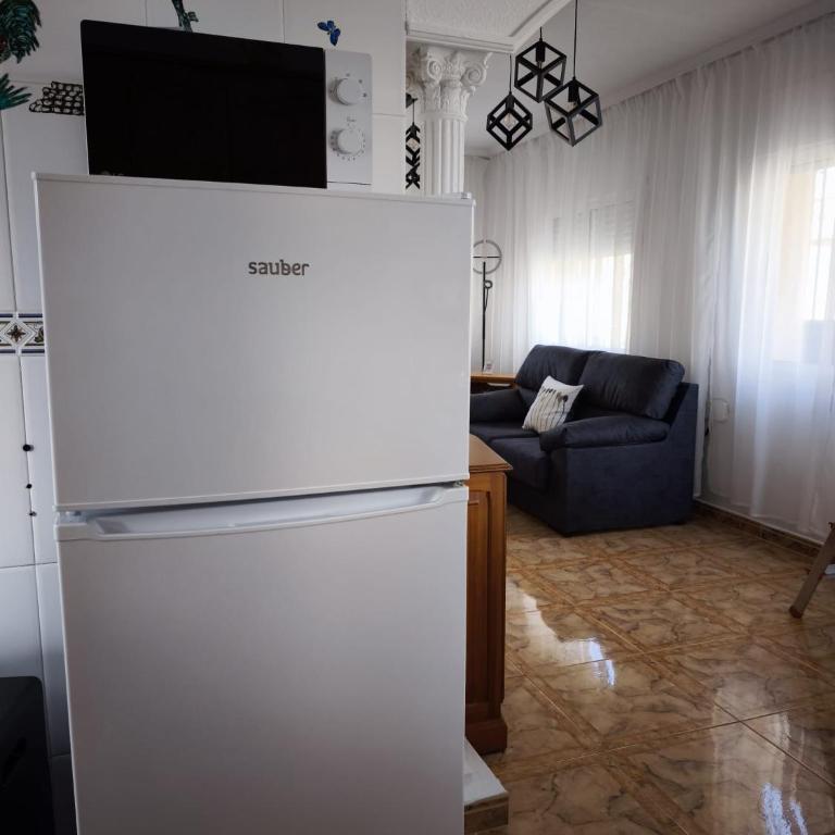 Sunflower Apartment - Two-Bedroom House - 30