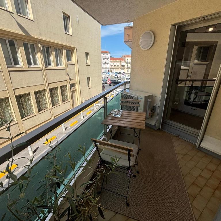 L'ecrin Sétois - T2 Climatisé - Centre Ville - Terrasse - Apartamento de 1 dormitorio - 2