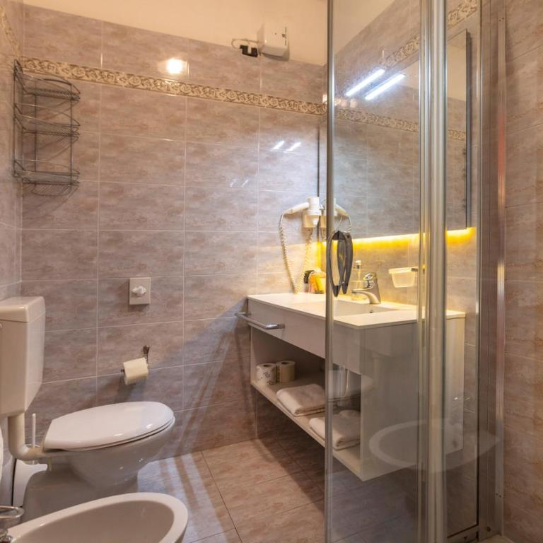 Ambienthotel Spiaggia - Camera Familiare con Terrazza - 13