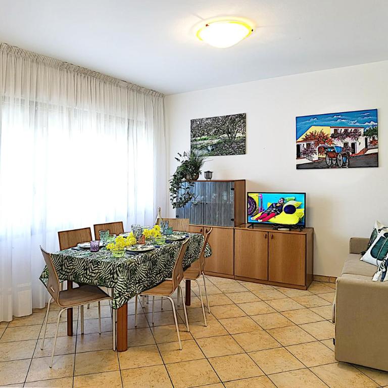Appartamenti Mirella, quiet area, with parking space and wi-fi - Appartamento con Terrazza - 5
