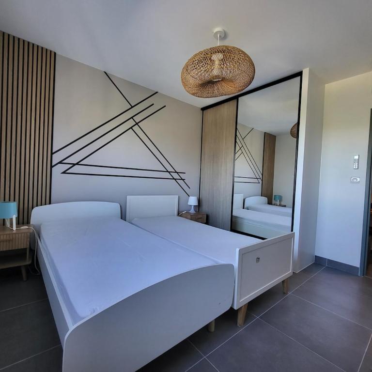 Appartement T3 avec balcon, Clim, Vue mer et port - Appartement 3 Chambres - 11