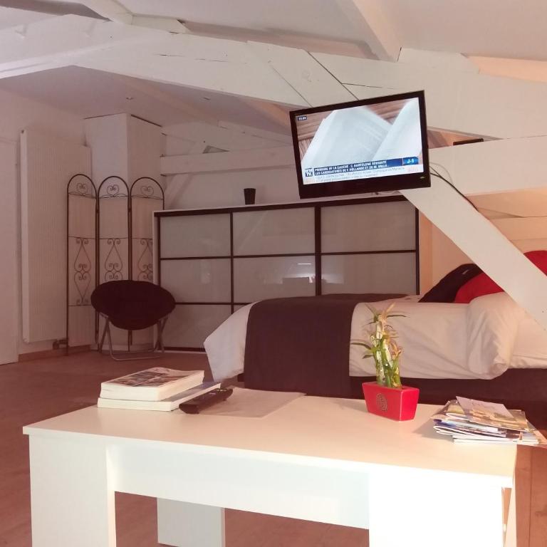 Chambres d'Hôtes LA PASTOURELLE Royan centre - Comfort Double Room with Private Bathroom - 4