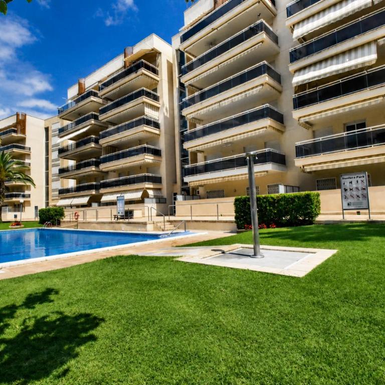 Solo familias-Ventura Park C- 3 - Three-Bedroom Apartment - 16
