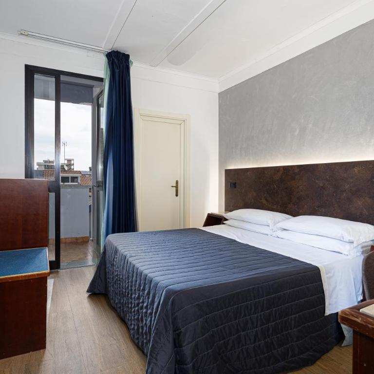 Hotel Sirena & Cucina - Double Room with Balcony - 2