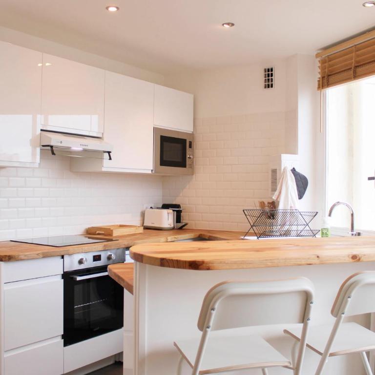 Bright apartment in Boulogne-Billancourt - Apartment - 4