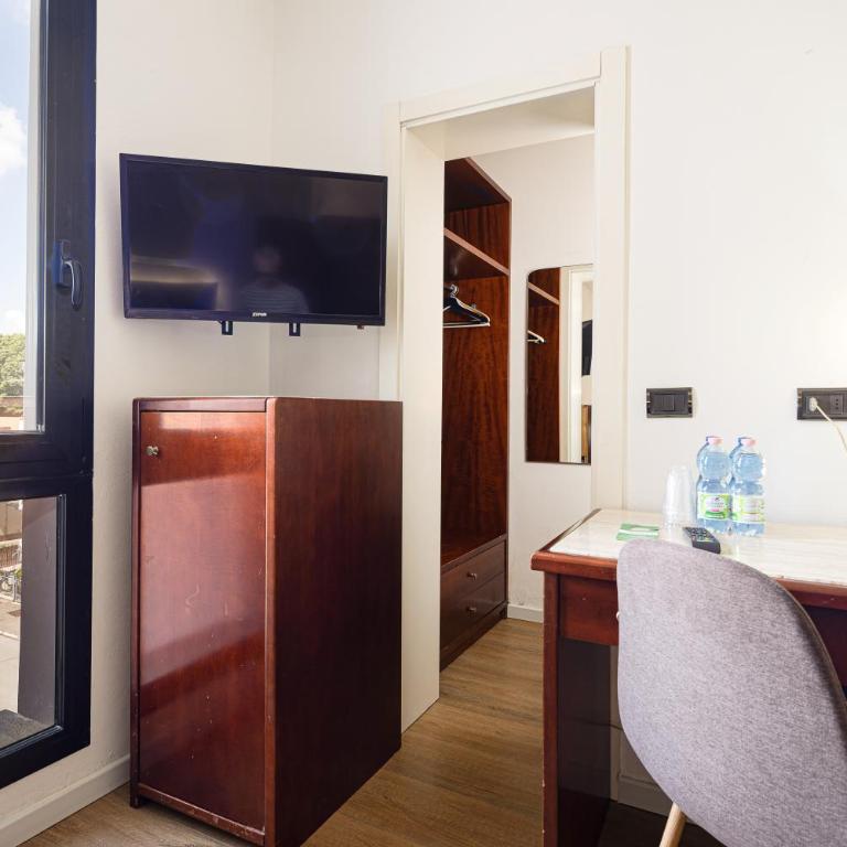 Hotel Sirena & Cucina - Deluxe King Room - 5