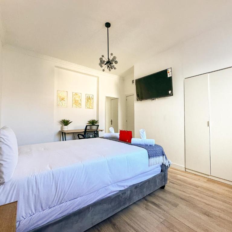 Casa Solé Bright Home Marbella - Three-Bedroom House - 2