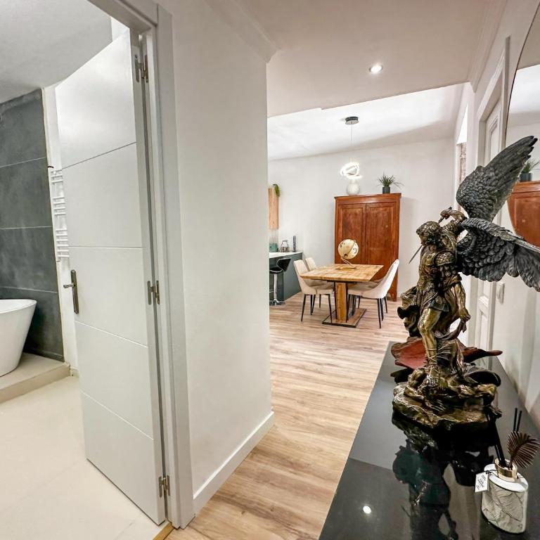 Casa Solé Bright Home Marbella - Three-Bedroom House - 16