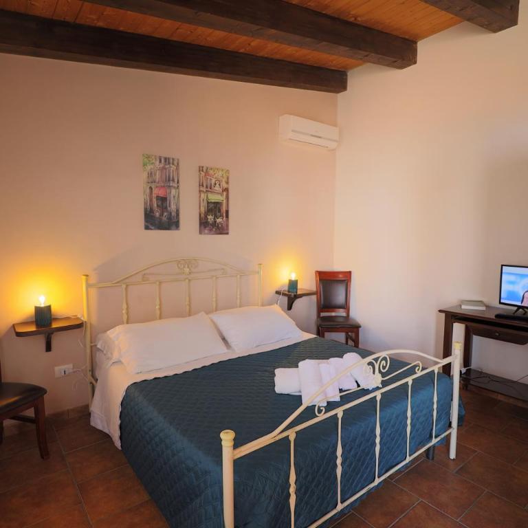 Cavagrande Guest House - Camera Matrimoniale con Vista Piscina - 2