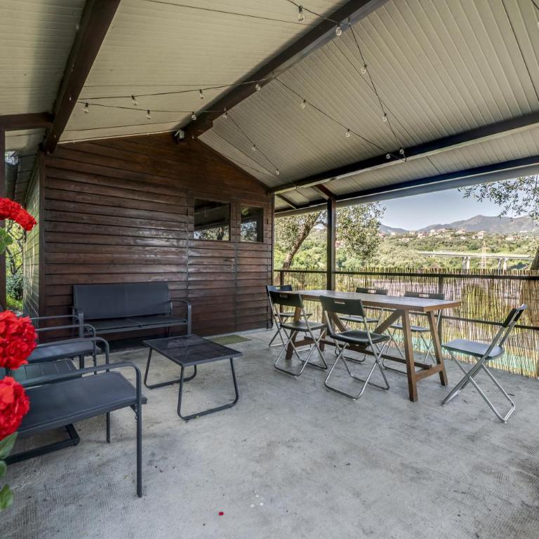 The Hilltop House - Apartment - 25