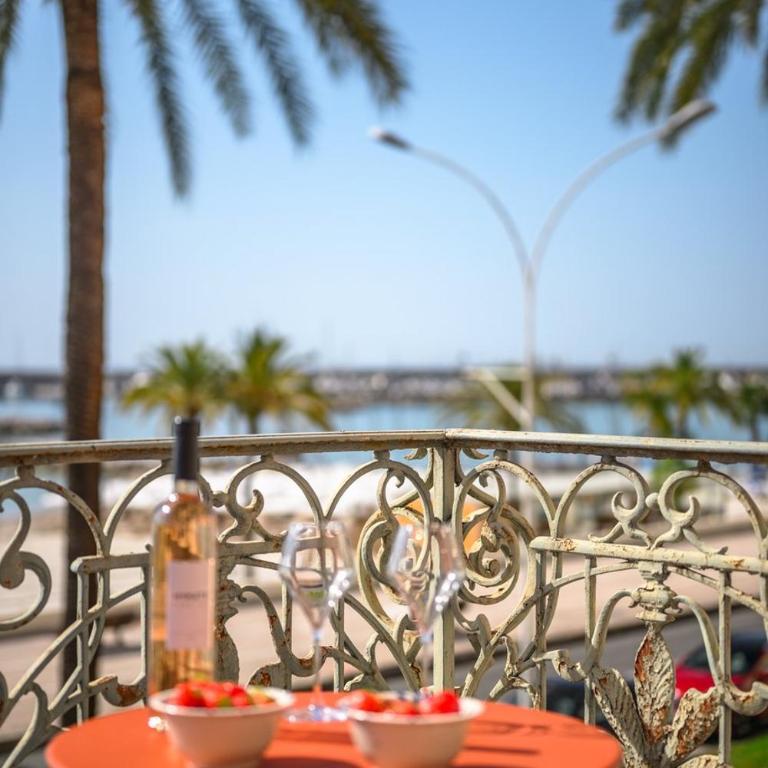 LES SABLETTES Bord de Mer Central Terrasse - Appartement - 2