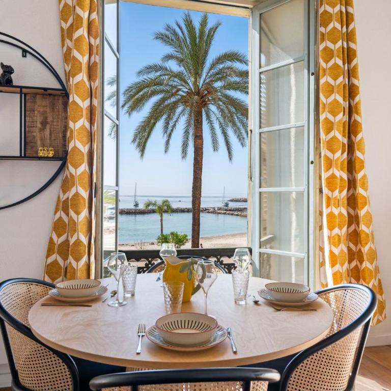 LES SABLETTES Bord de Mer Central Terrasse - Appartement - 22