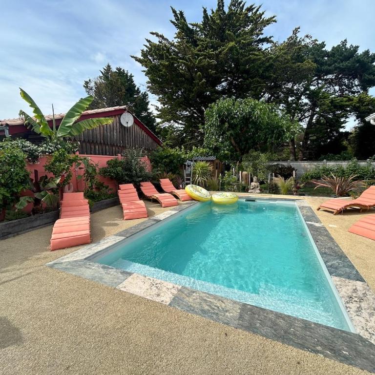 Maisons proche de l'océan avec piscine - Six-Bedroom House - 12