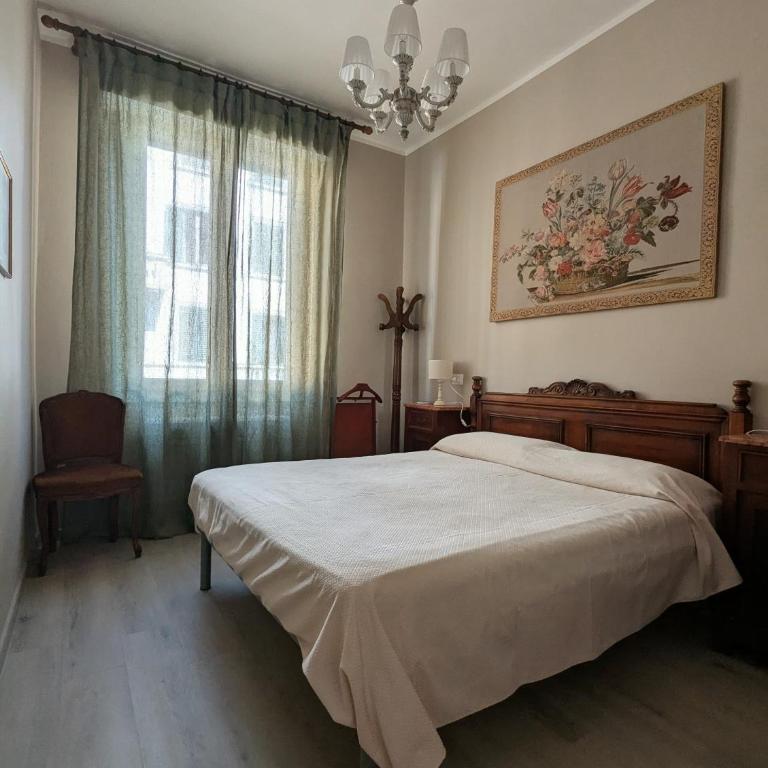 Natural Florence - Double Room with Shared Bathroom - 2