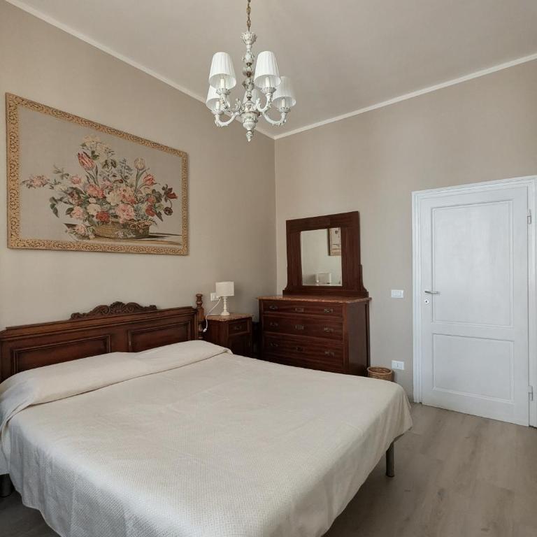 Natural Florence - Double Room with Shared Bathroom - 5