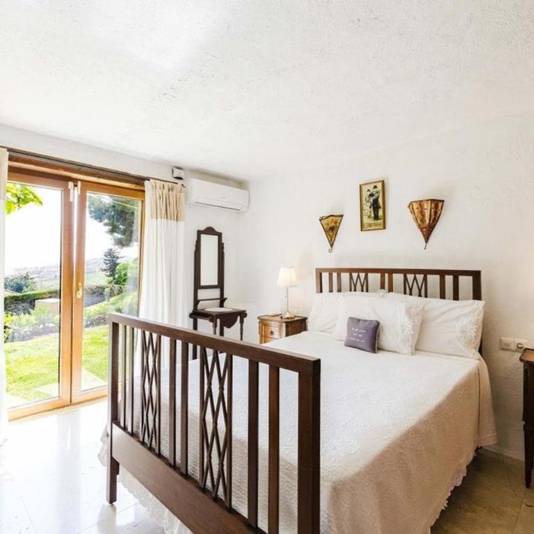 Casa Beach - Five-Bedroom House - 5