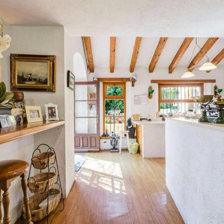 Casa Beach - Five-Bedroom House - 6