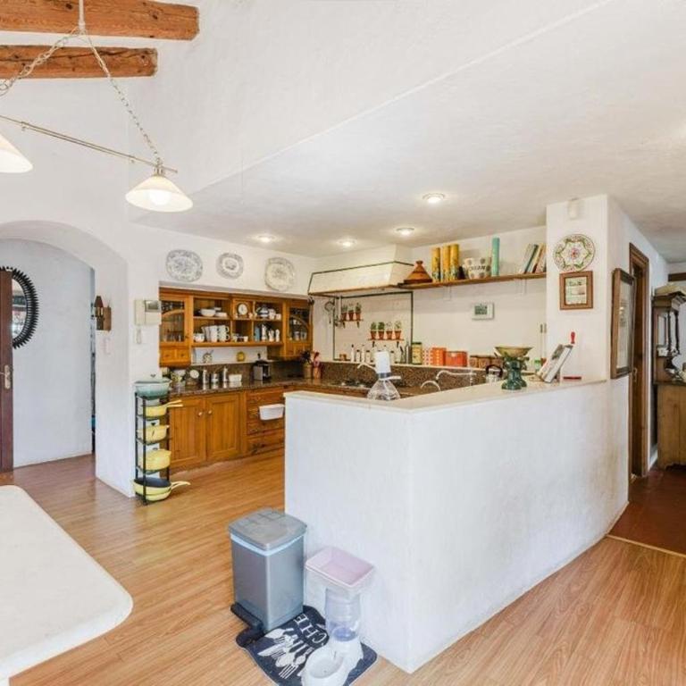 Casa Beach - Five-Bedroom House - 18