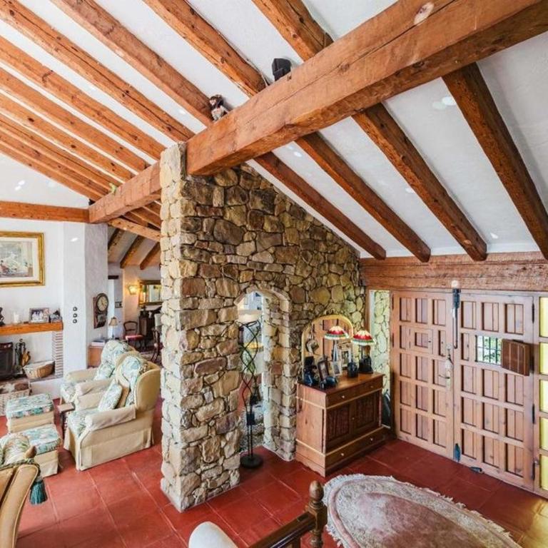 Casa Beach - Five-Bedroom House - 29