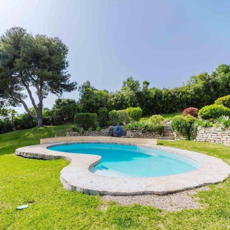 Casa Beach - Five-Bedroom House - 34