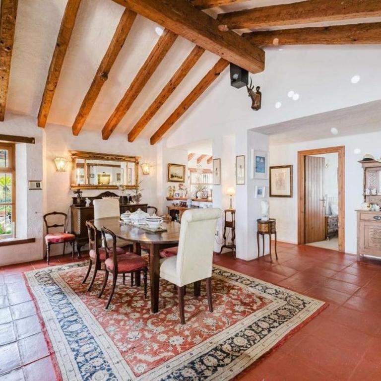 Casa Beach - Five-Bedroom House - 49