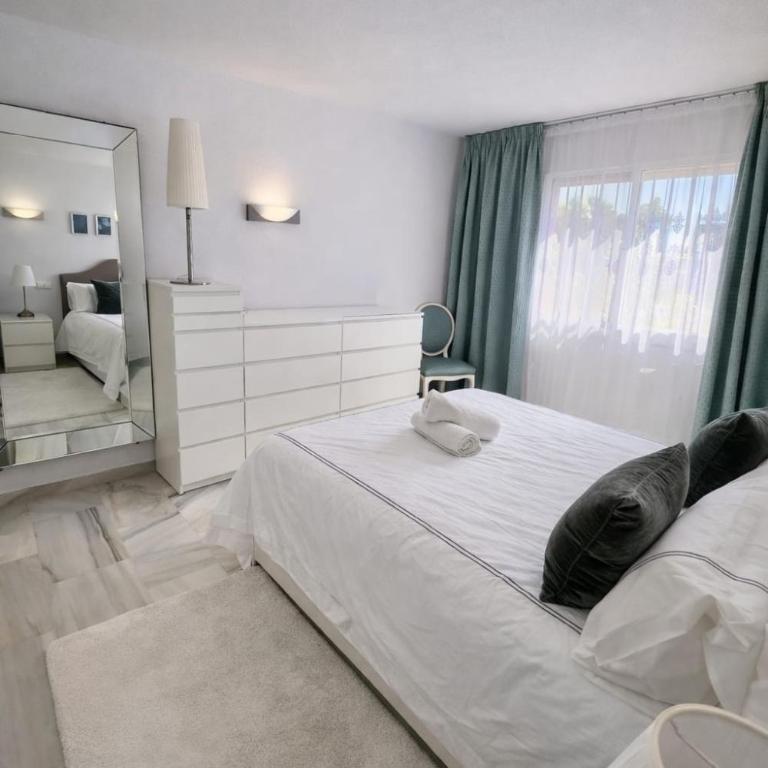 Reserva de Marbella con piscina - Two-Bedroom Apartment - 6