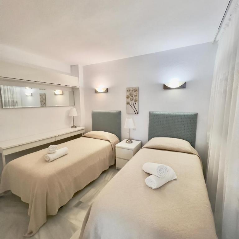 Reserva de Marbella con piscina - Two-Bedroom Apartment - 9