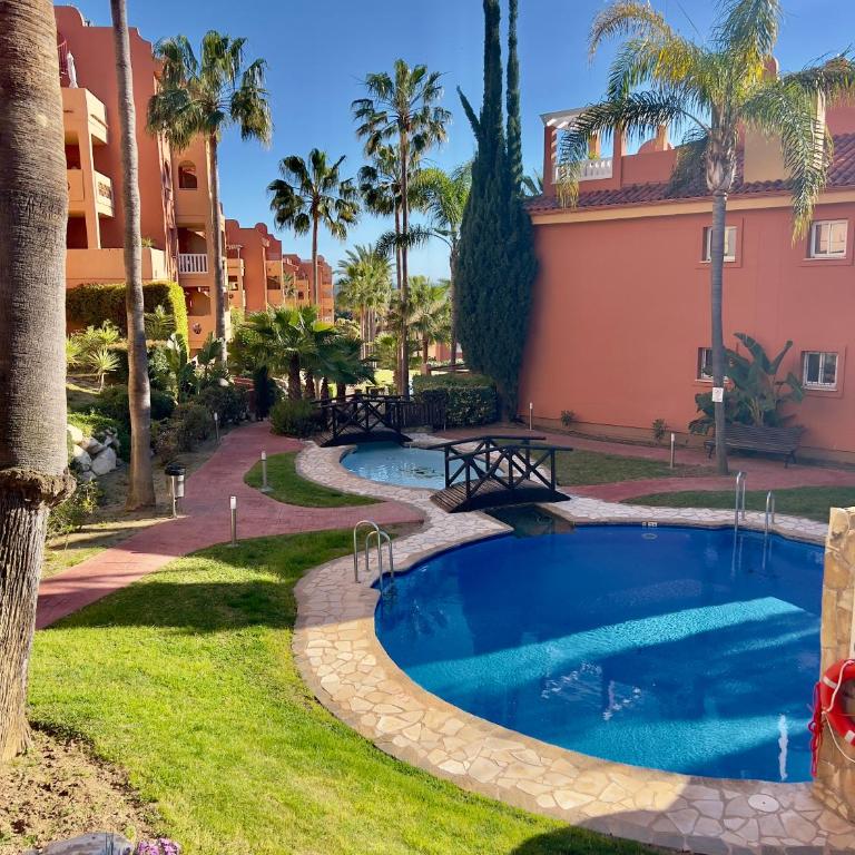 Reserva de Marbella con piscina - Two-Bedroom Apartment - 12