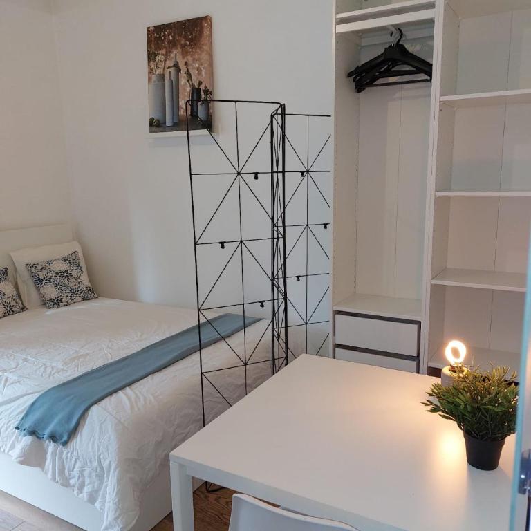 studio entièrement équipé avec balcon et accès jardin - Studio mit Queensize-Bett - 5