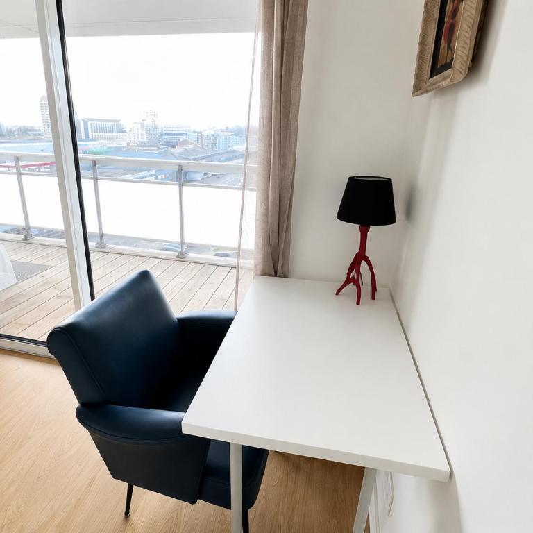 Chambre confortable chez l'habitant avec grand terrasse - Doppelzimmer mit Gemeinschafts-WC - 5