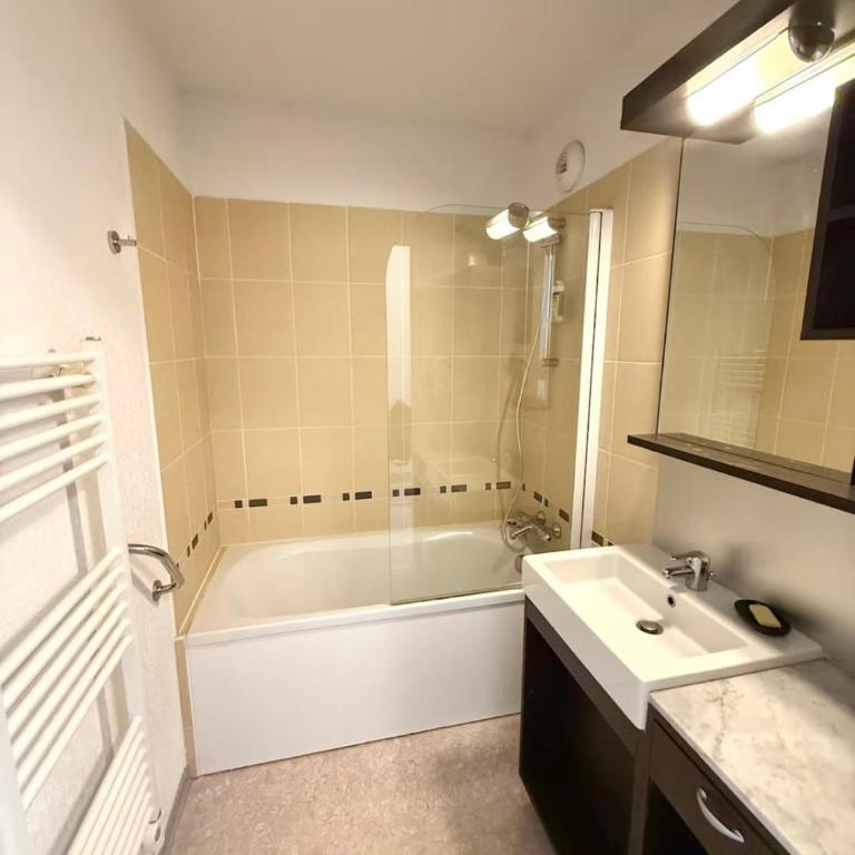 VALBERG, 2 pièces, hypercentre, belle vue plein sud - Appartement 1 Chambre - 9