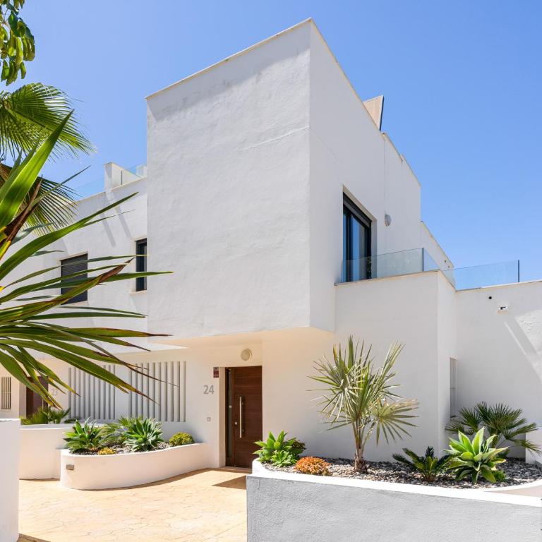 Marbella Senses Ref #109 - Three-Bedroom Townhouse - 20