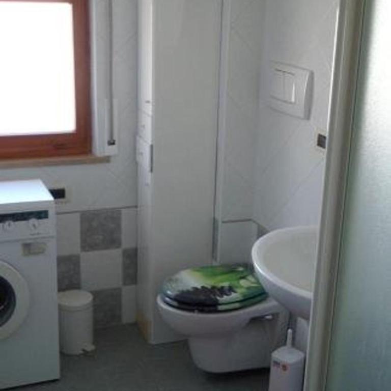 Practical stay in Lignano with parking - Apartment - 5