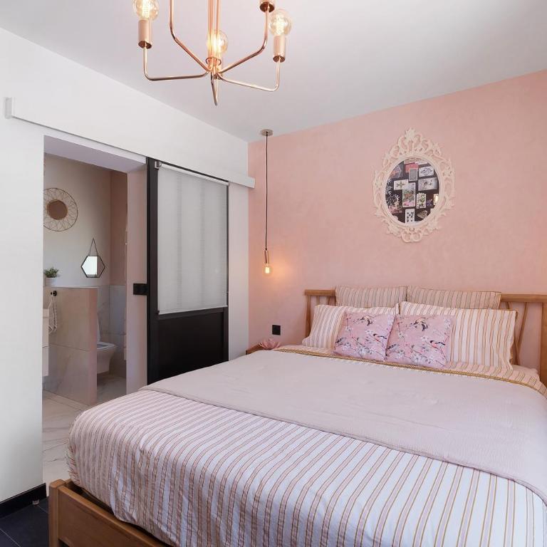 Les Arbousiers - Chambre Standard Lit Queen-Size - 4