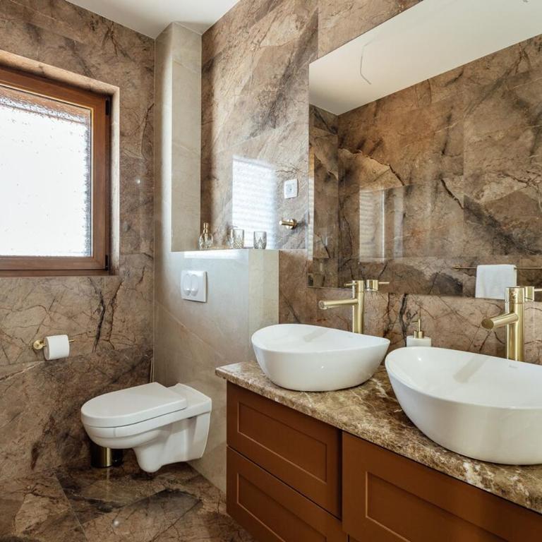 Lux Olive Garden Villa - Five-Bedroom House - 62
