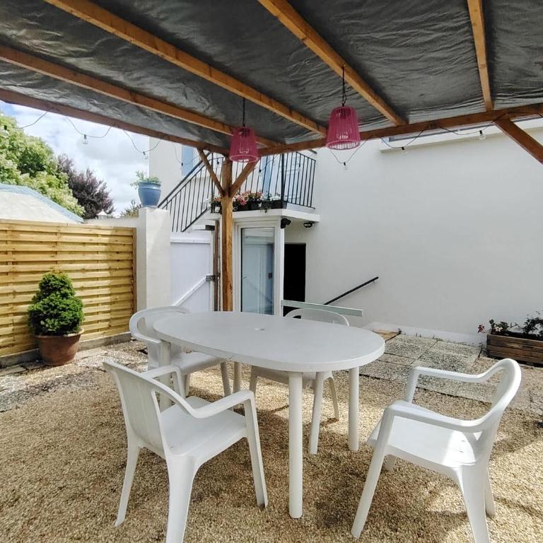 Appartement quartier calme - Apartment - 12