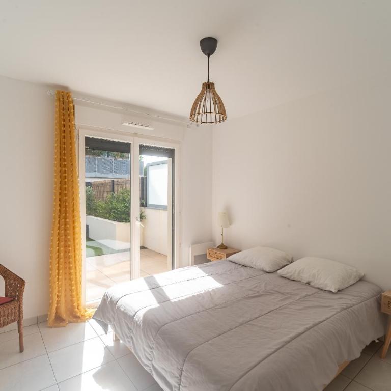Le Lavandou Ensoleillé - Bel appt avec terrasse - Appartement - 4