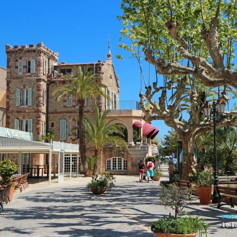 Le Lavandou Ensoleillé - Bel appt avec terrasse - Appartement - 10