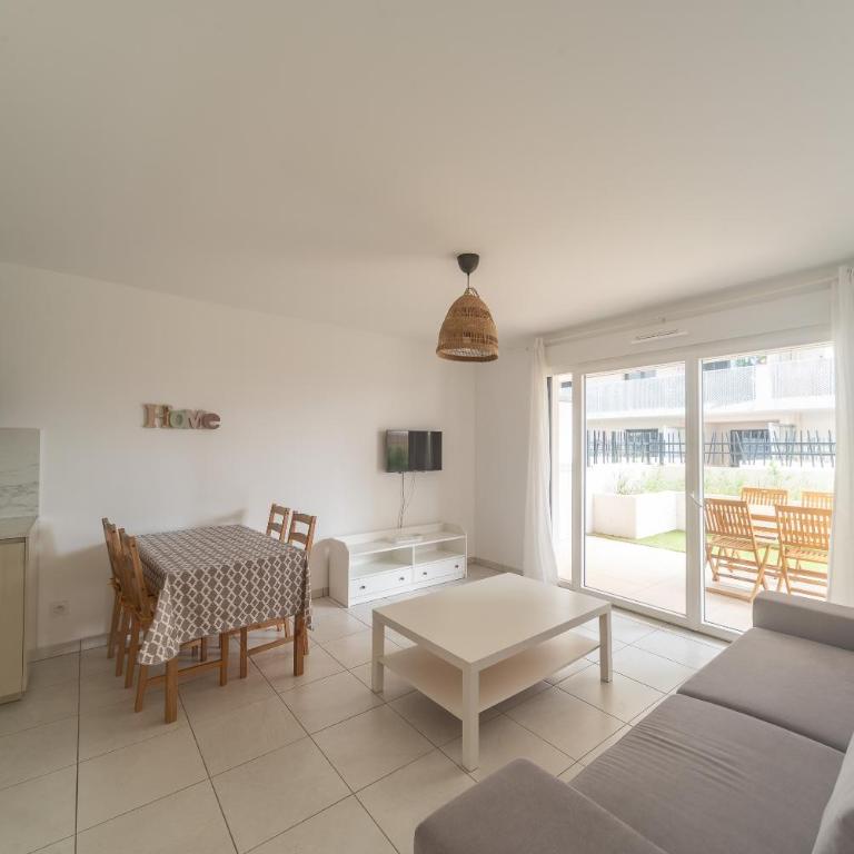Le Lavandou Ensoleillé - Bel appt avec terrasse - Appartement - 6