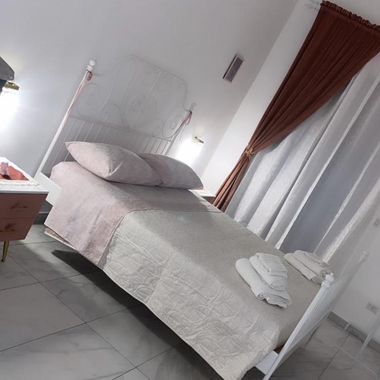 Residenza MarVin De Curtis - Appartamento con 2 Camere da Letto - 2