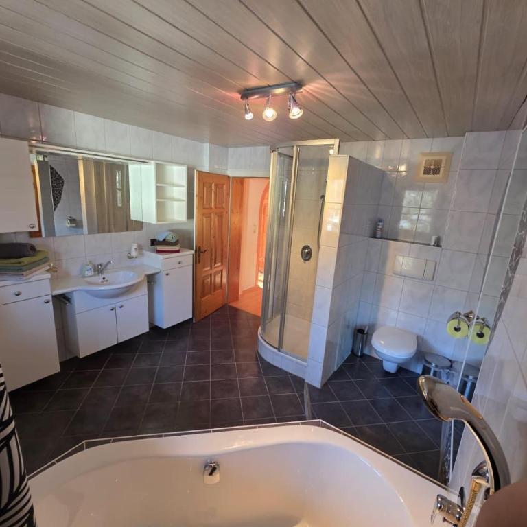 Ferienhäusl Hubert und Staller - Apartment mit 3 Schlafzimmern - 9