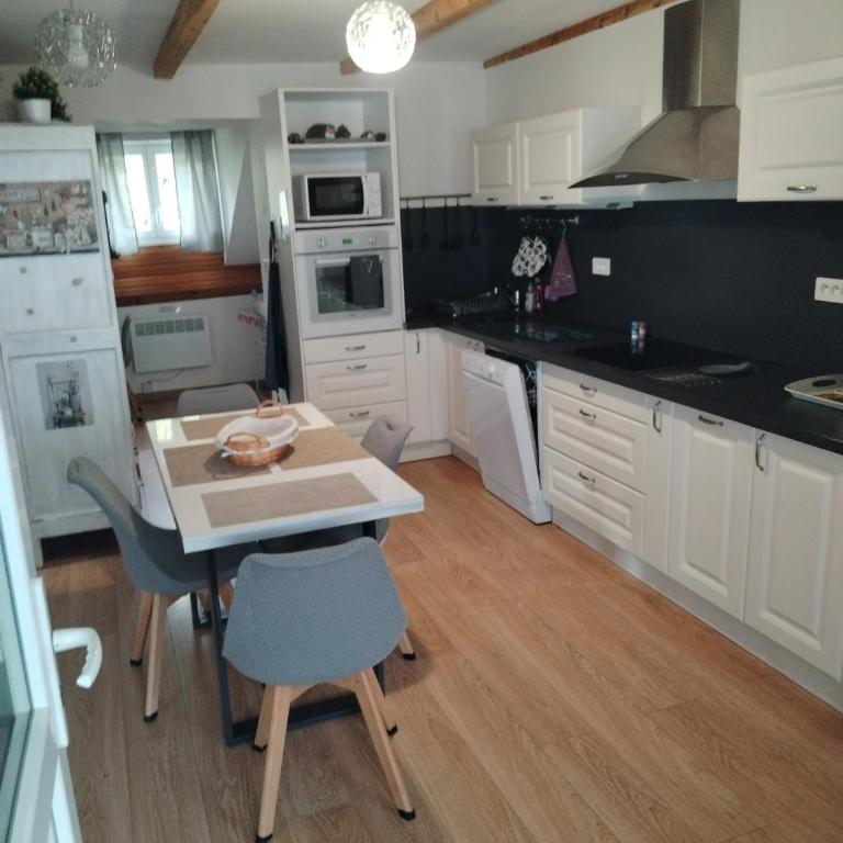 APPARTEMENT EN DUPLEX " LA DORDOGNE" dans maison individuelle - Apartamento de 1 dormitorio - 3