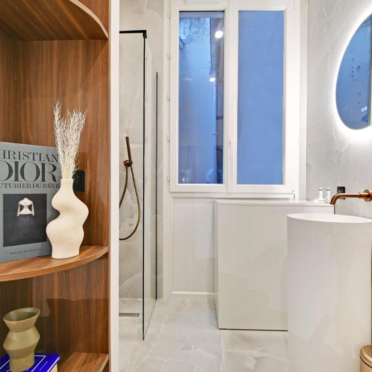 Chic and Spacious Apartment in the Heart of Paris - Appartement - 28