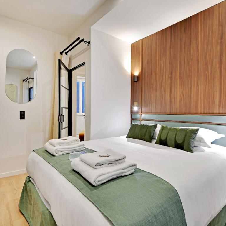 Chic and Spacious Apartment in the Heart of Paris - Appartement - 18