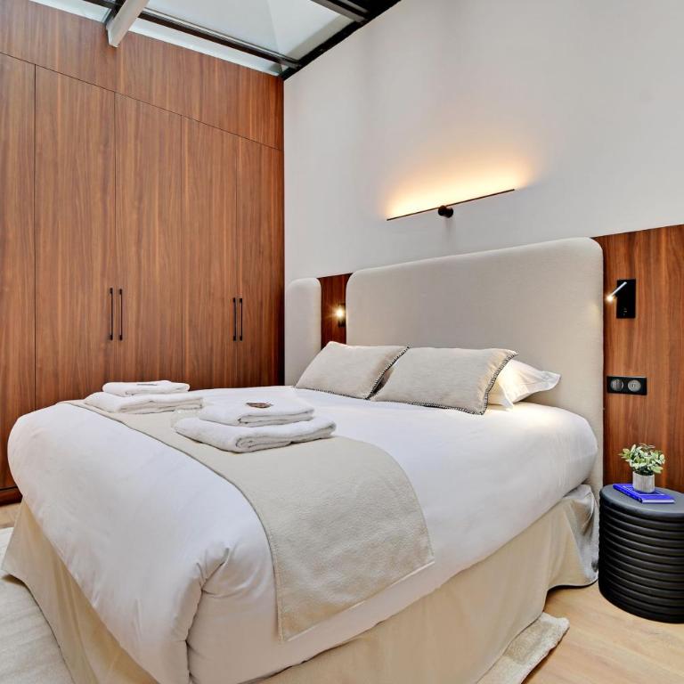 Chic and Spacious Apartment in the Heart of Paris - Appartement - 4