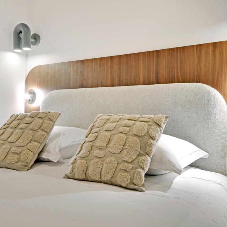 Chic and Spacious Apartment in the Heart of Paris - Appartement - 24