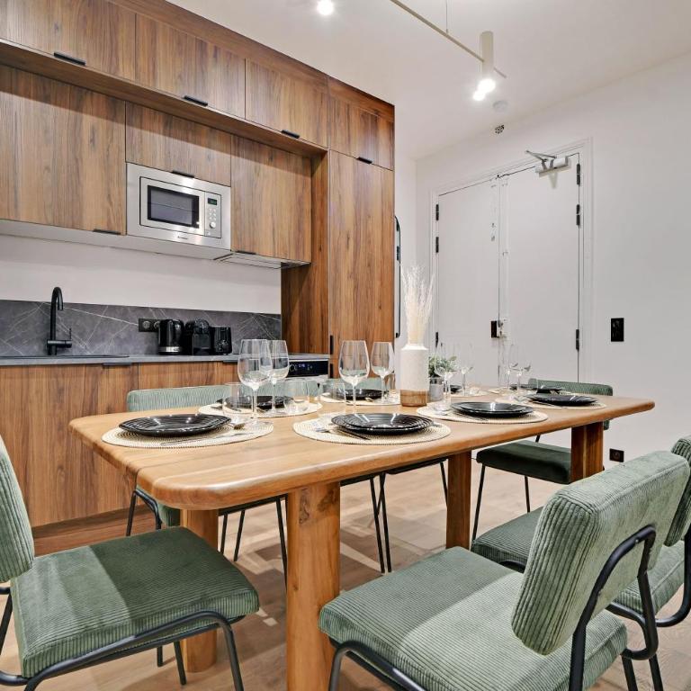 Chic and Spacious Apartment in the Heart of Paris - Appartement - 27