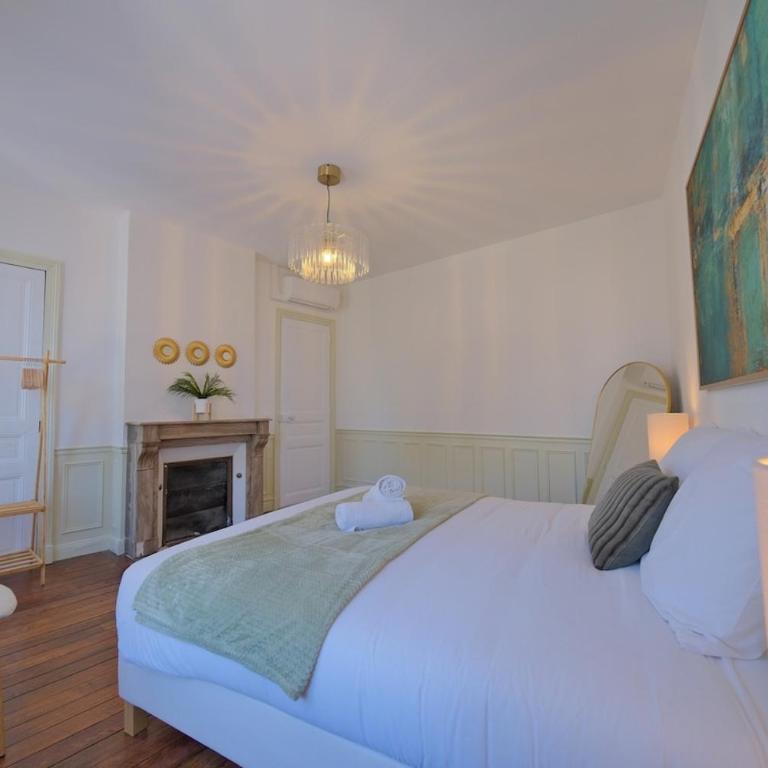 L'Écrin des Sacres - Cathédrale - Apartment - auf 2 Etagen - 5