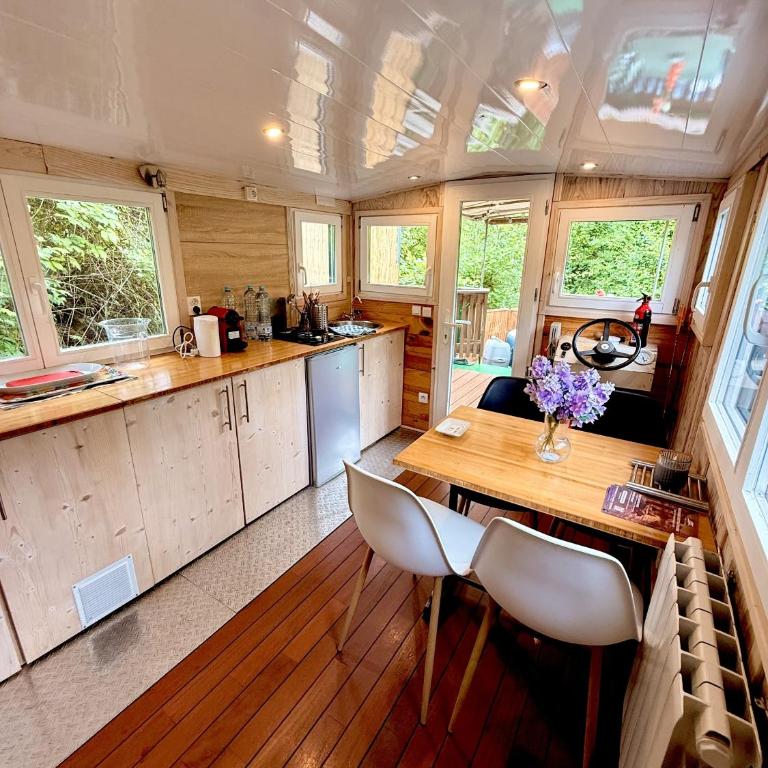 Bateau avec Jacuzzi aux portes de Strasbourg - Casa Mobile - 12